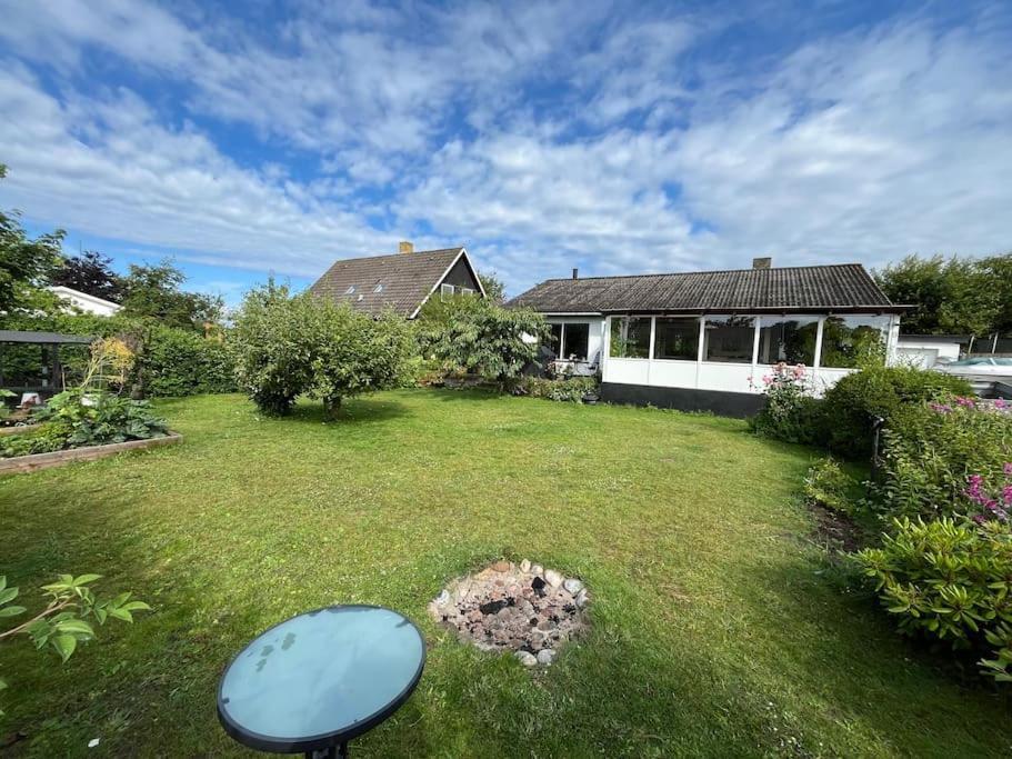 Charmerende Hus I Idylliske Lynaes Villa *